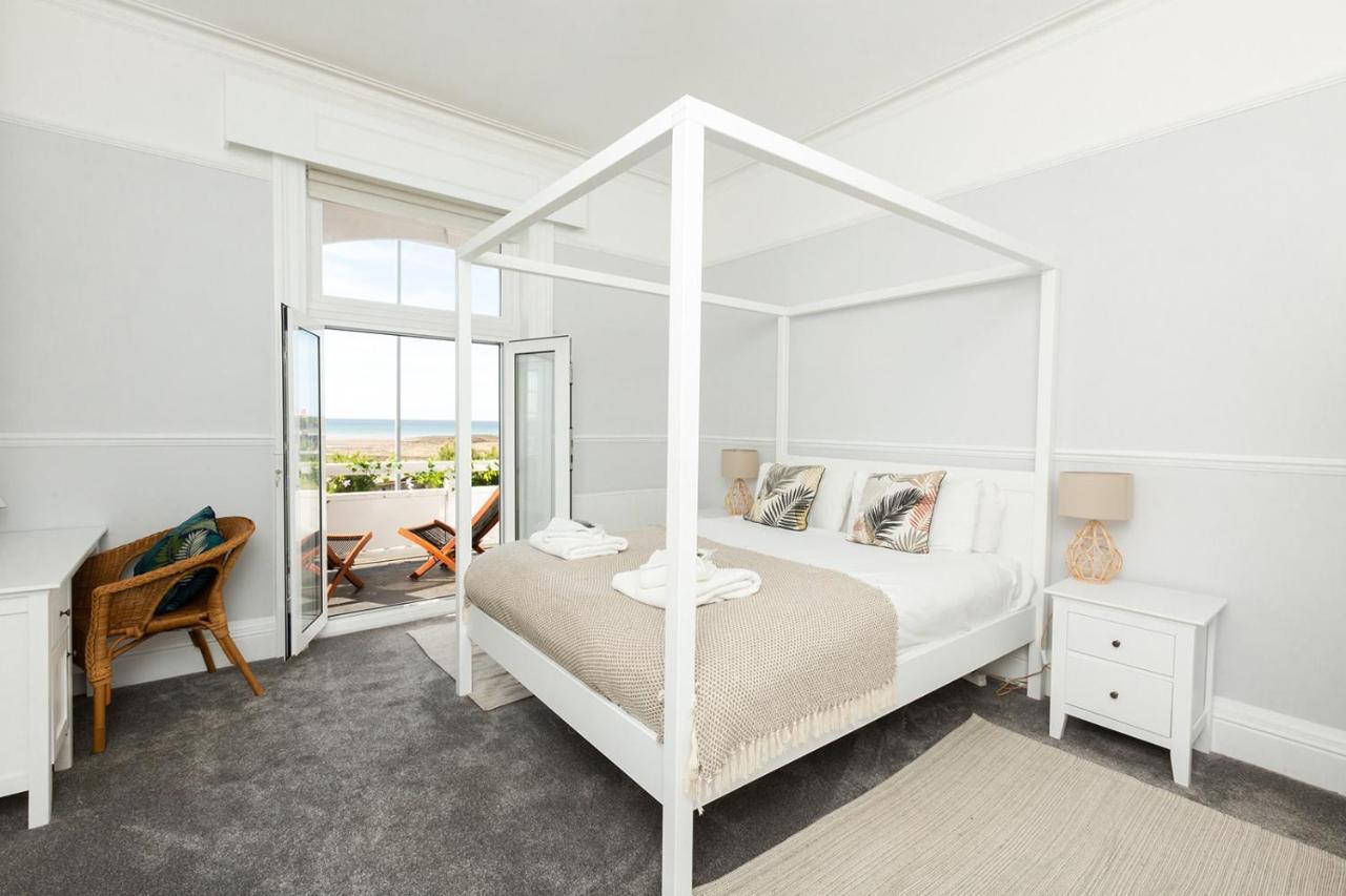 A View Of The Bay- Panoramic Sea Views- Sleeps 4 Lejlighed Westgate-on-Sea Eksteriør billede