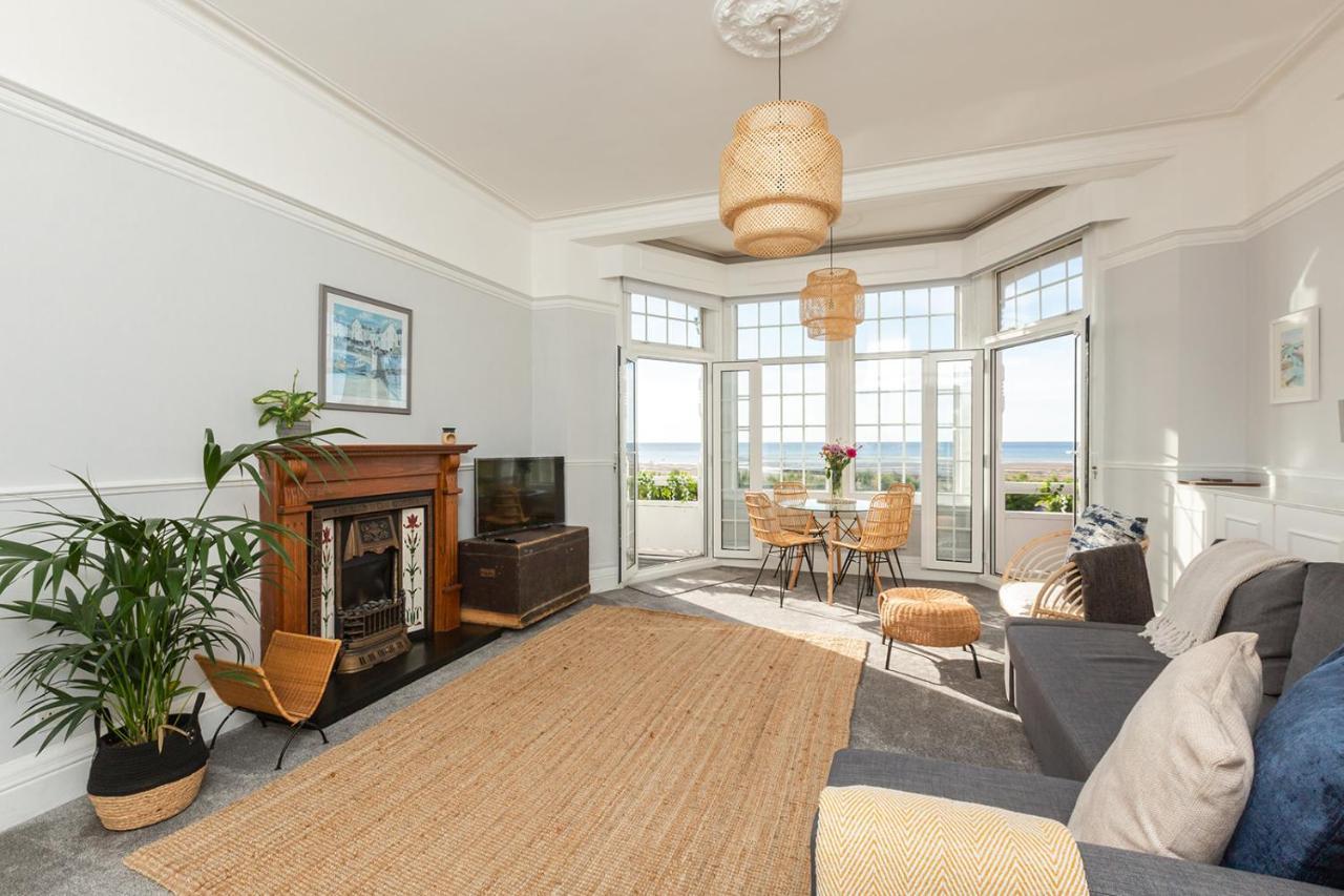 A View Of The Bay- Panoramic Sea Views- Sleeps 4 Lejlighed Westgate-on-Sea Eksteriør billede