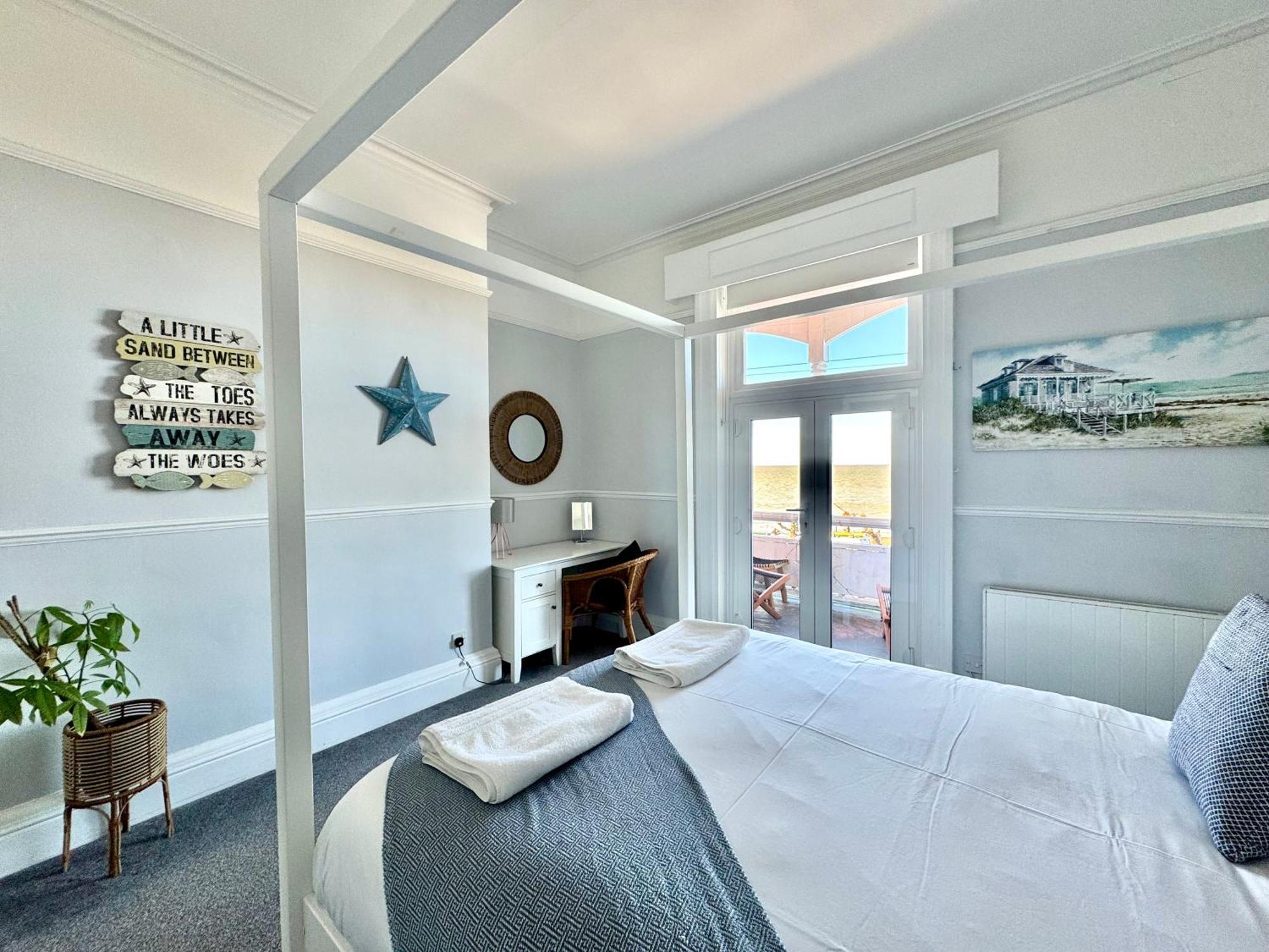 A View Of The Bay- Panoramic Sea Views- Sleeps 4 Lejlighed Westgate-on-Sea Eksteriør billede